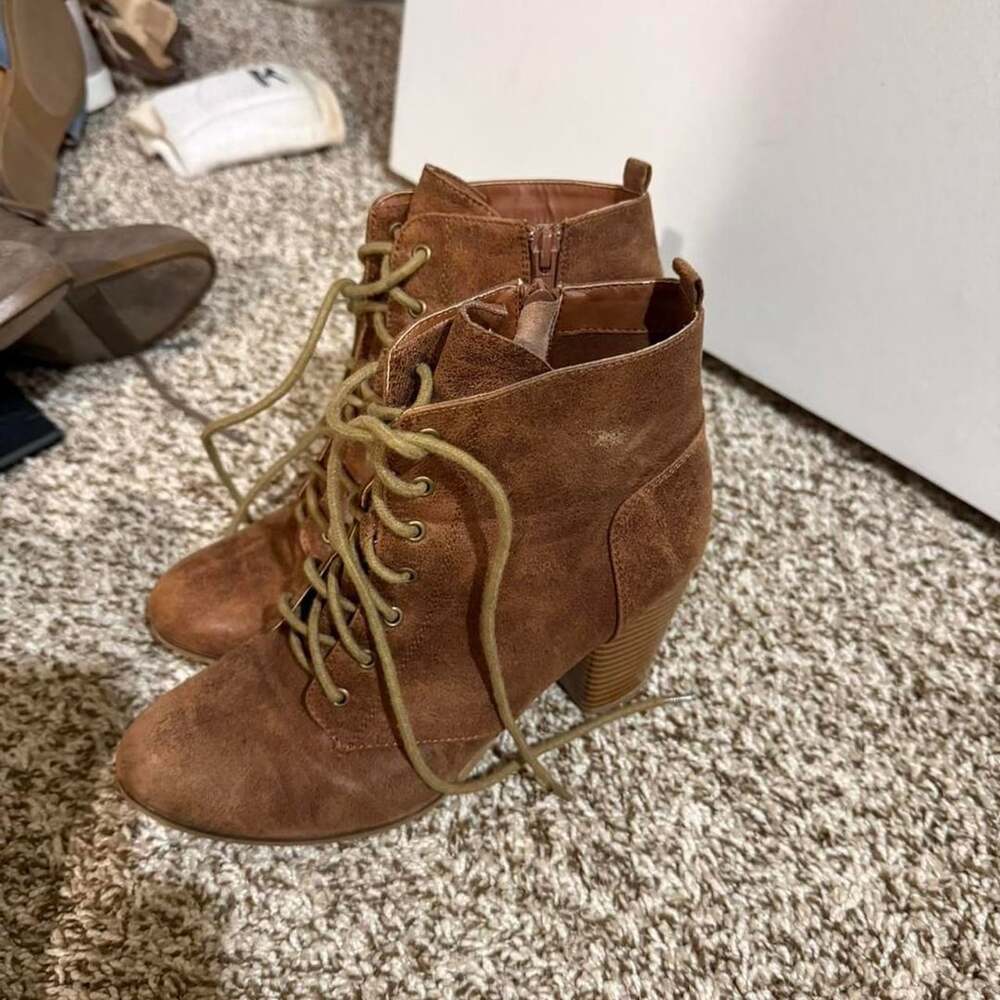 Brown Suede Lace Up Ankle Boots 2.5 Inch Heel
